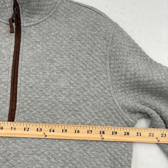 Southern Tide Men's Quarter Zip Pullover Sweatshirt Size S Gray Diamond Quilted - Picture 10 of 12